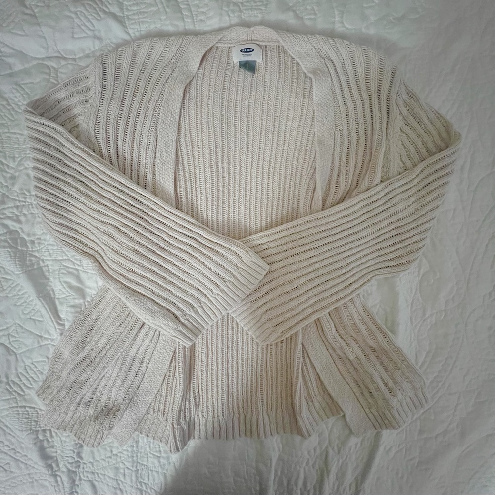 Cream knit old navy cardigan